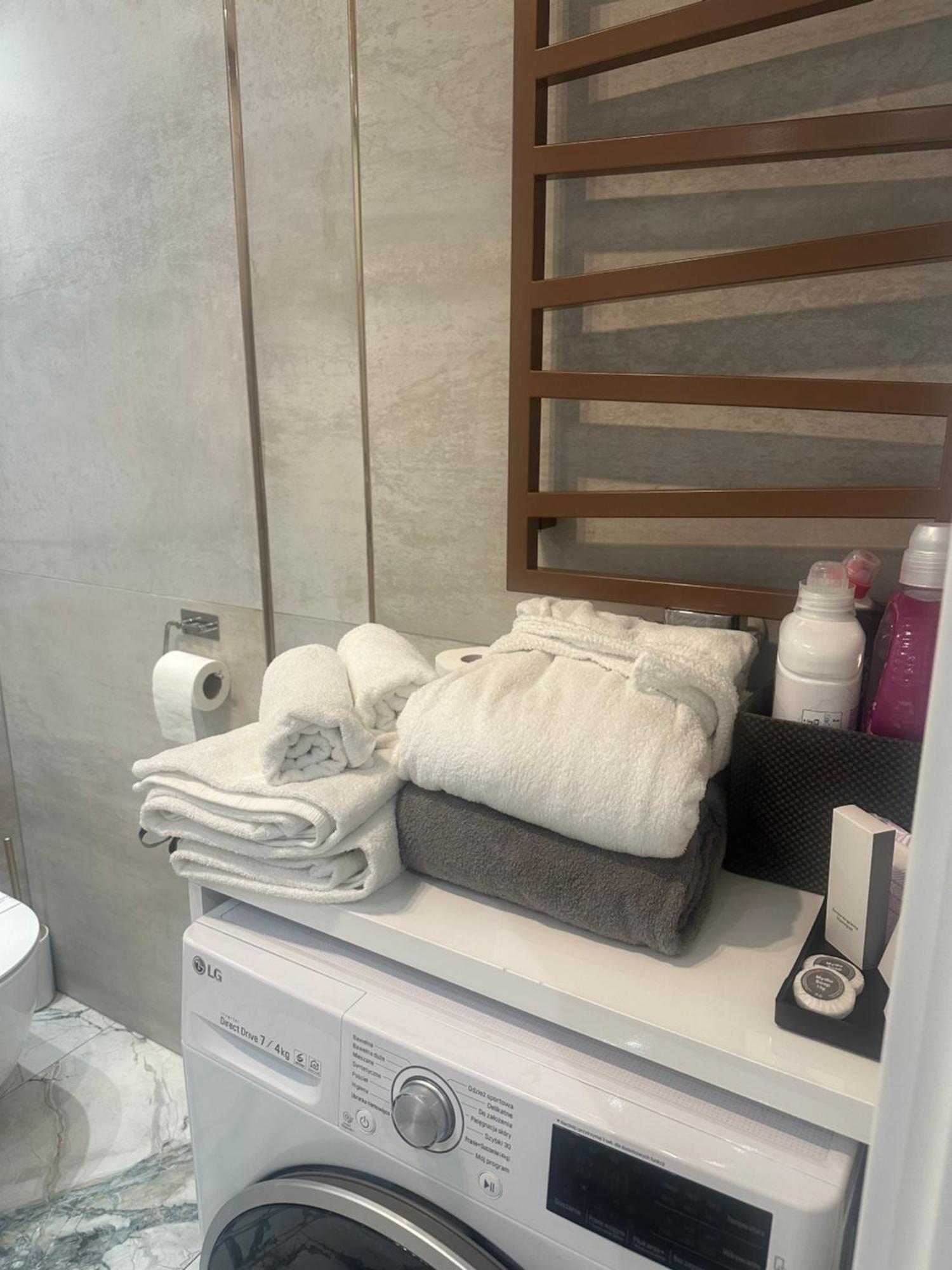 Unia Art Apartament 61 - Basen, Spa Люблин Екстериор снимка